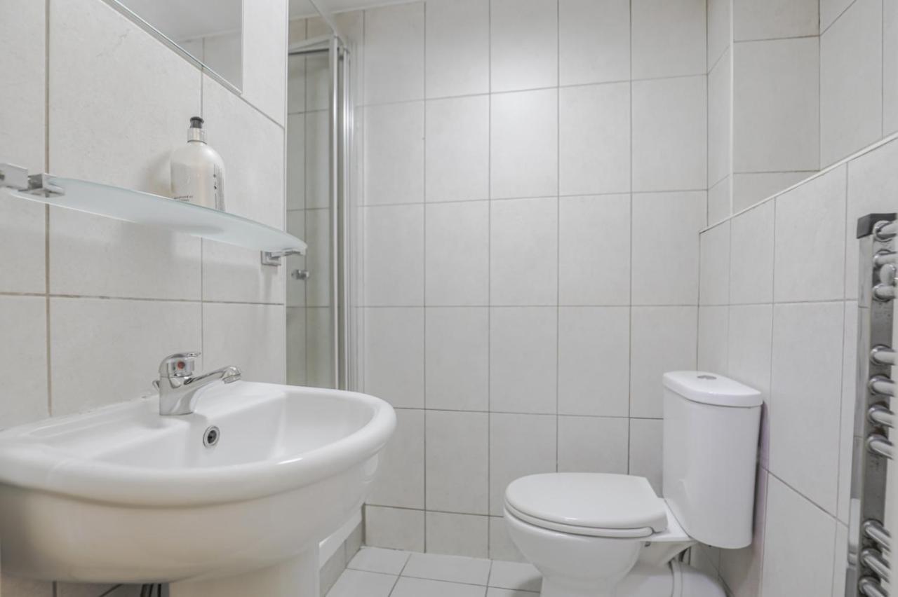 Oyo Sangha House - Short Stays Leicester Extérieur photo
